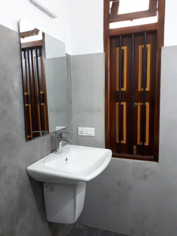 Villa Palm Breeze Polhena Экстерьер фото