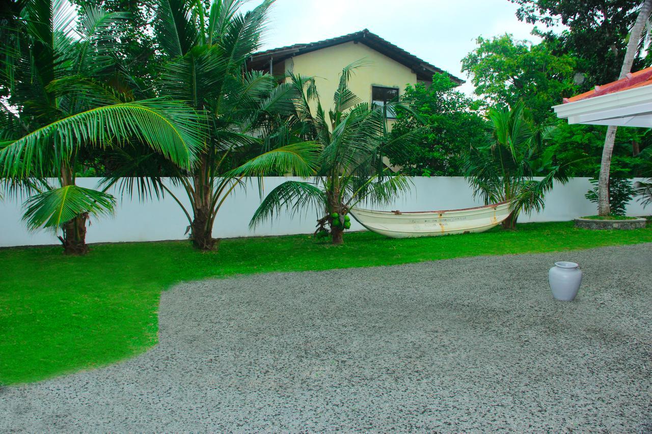 Villa Palm Breeze Polhena Экстерьер фото