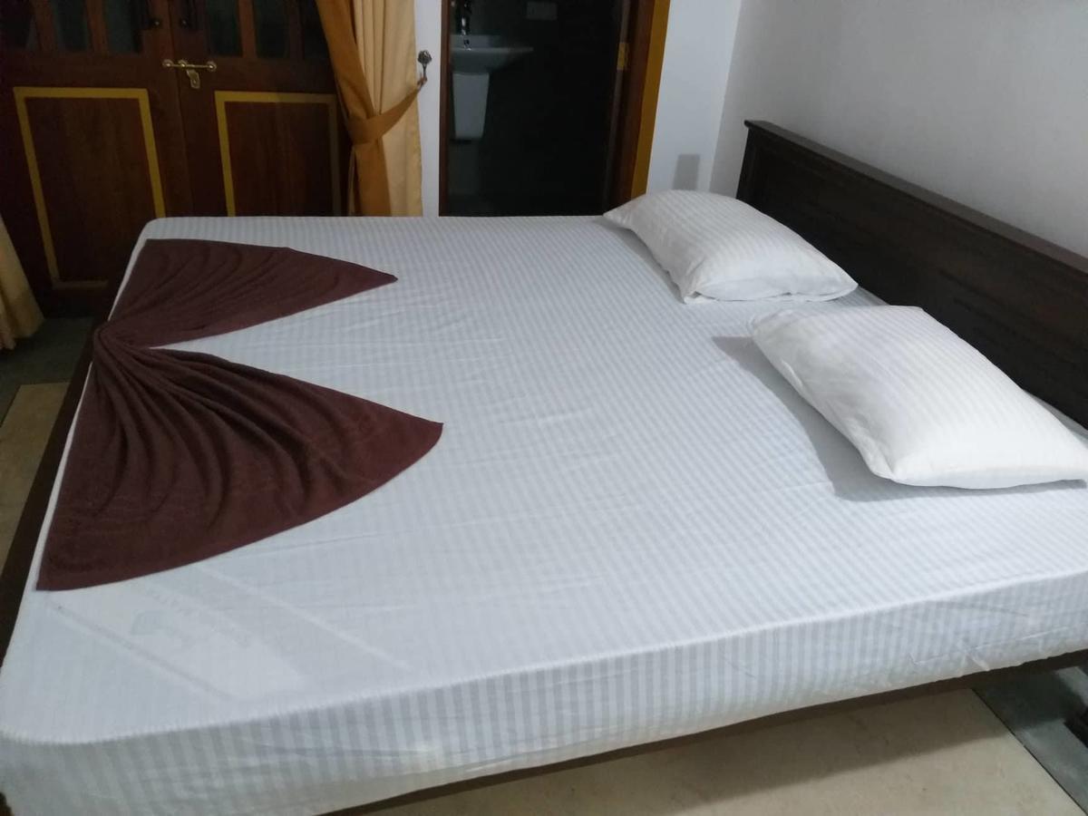 Villa Palm Breeze Polhena Экстерьер фото